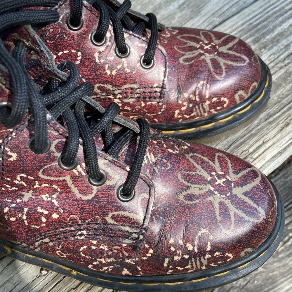 RARE Dr. Martens Made in England Dark Red Flower Print 6-Eye Boot Women's Size 5 - Picture 5 of 13